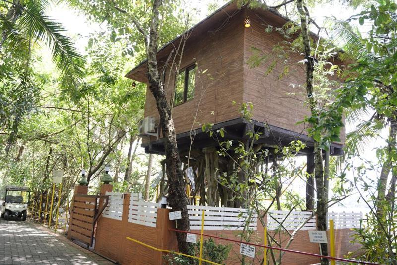 Hotel Mango Meadows Kottayam Exterior foto
